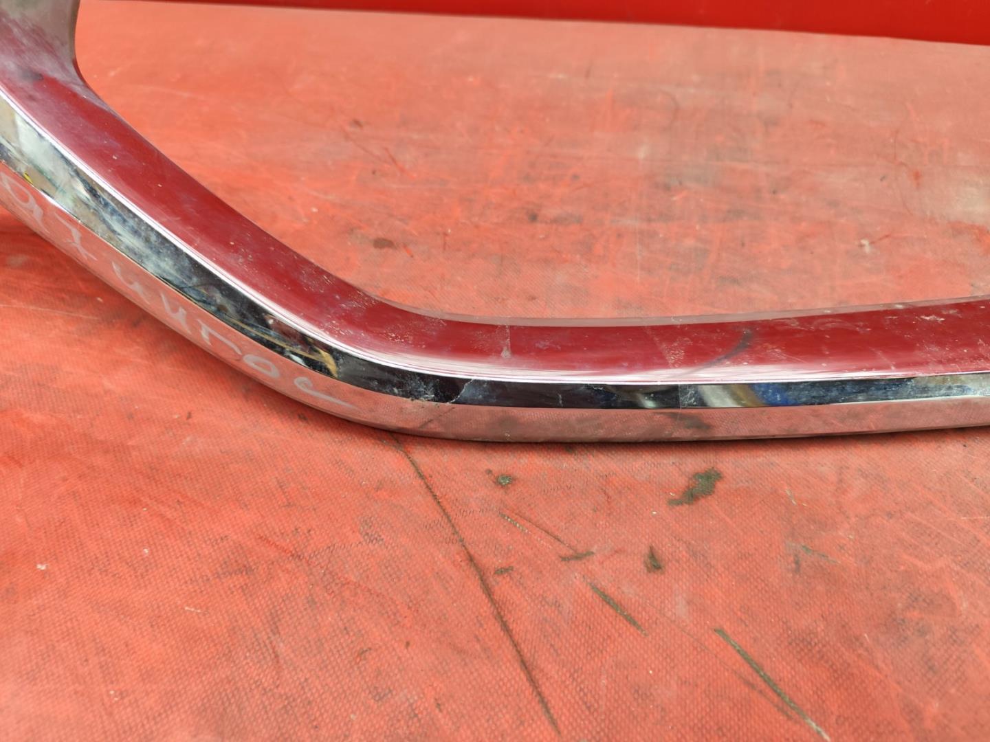 Накладка на решетку радиатора