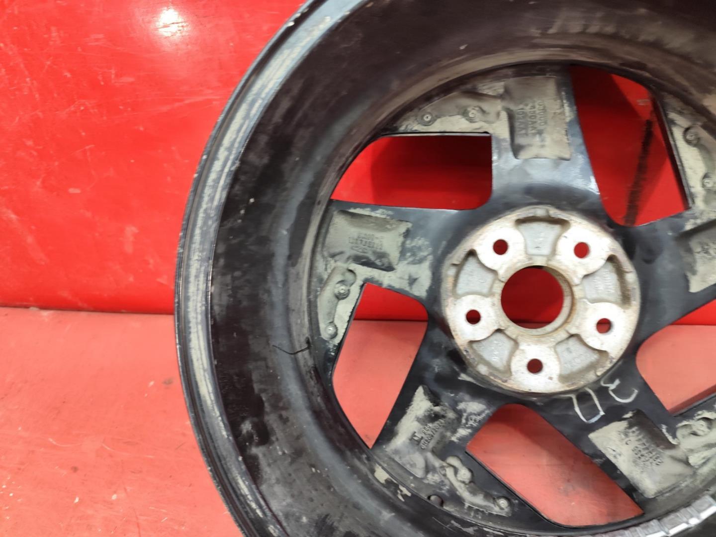 Диск колесный литой легкий сплав