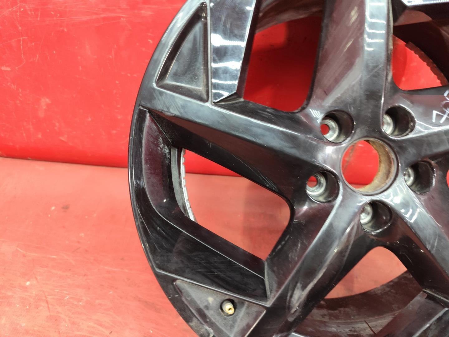 Диск колесный литой легкий сплав