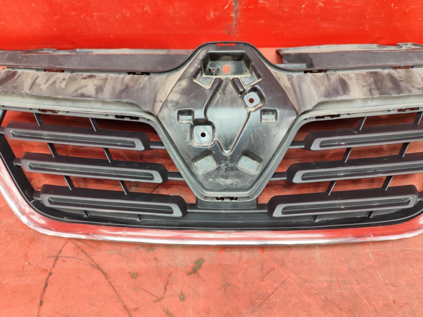 Решетка радиатора