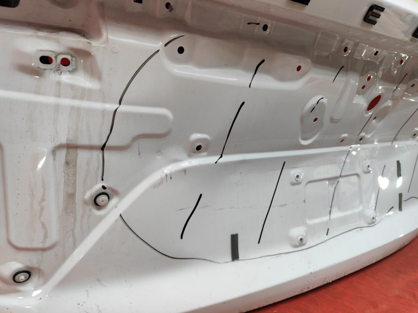 Крышка багажника