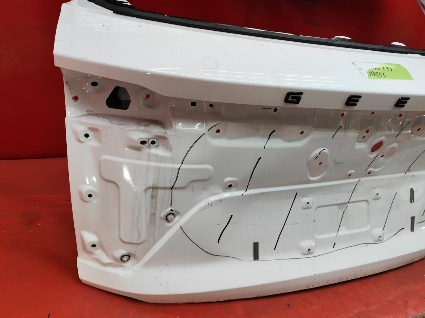 Крышка багажника