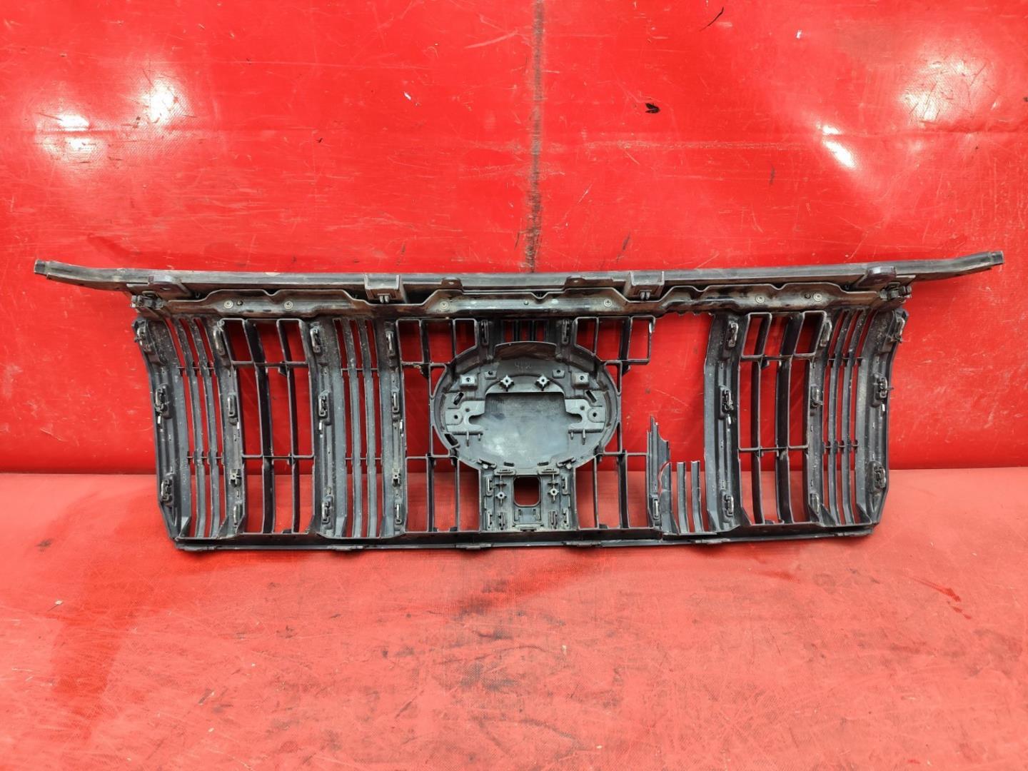 Решетка радиатора