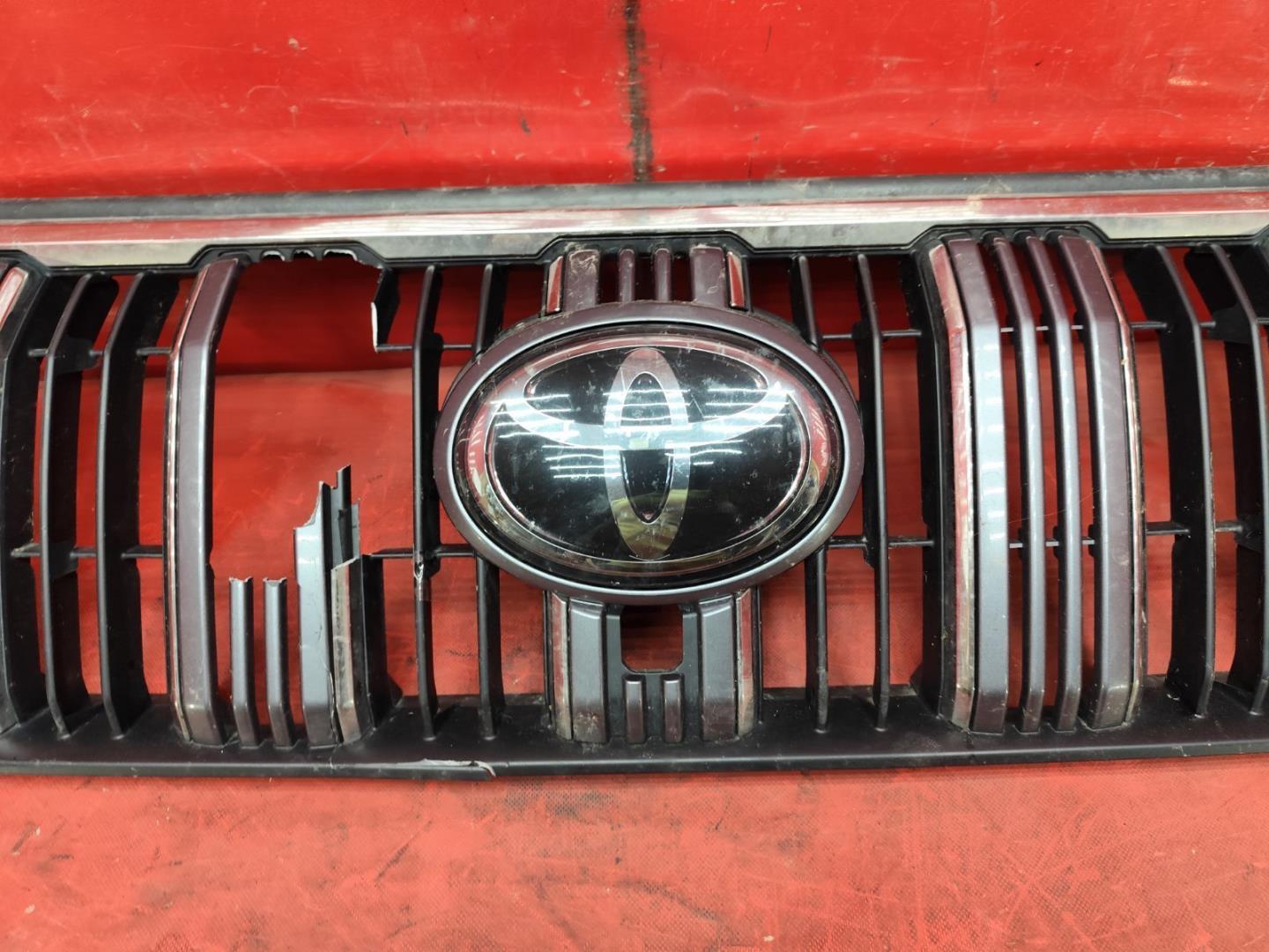 Решетка радиатора