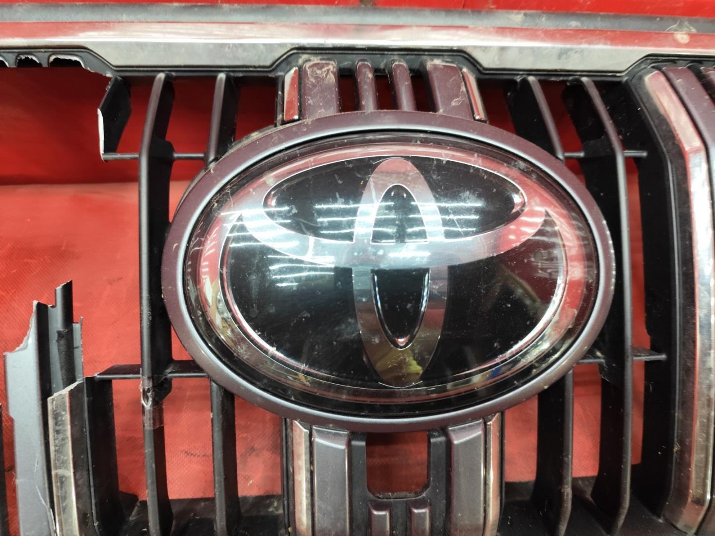 Решетка радиатора