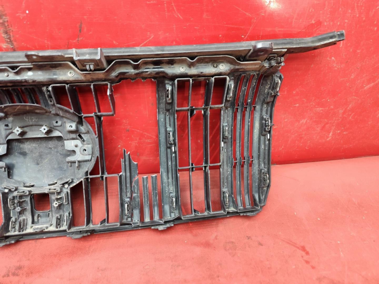 Решетка радиатора