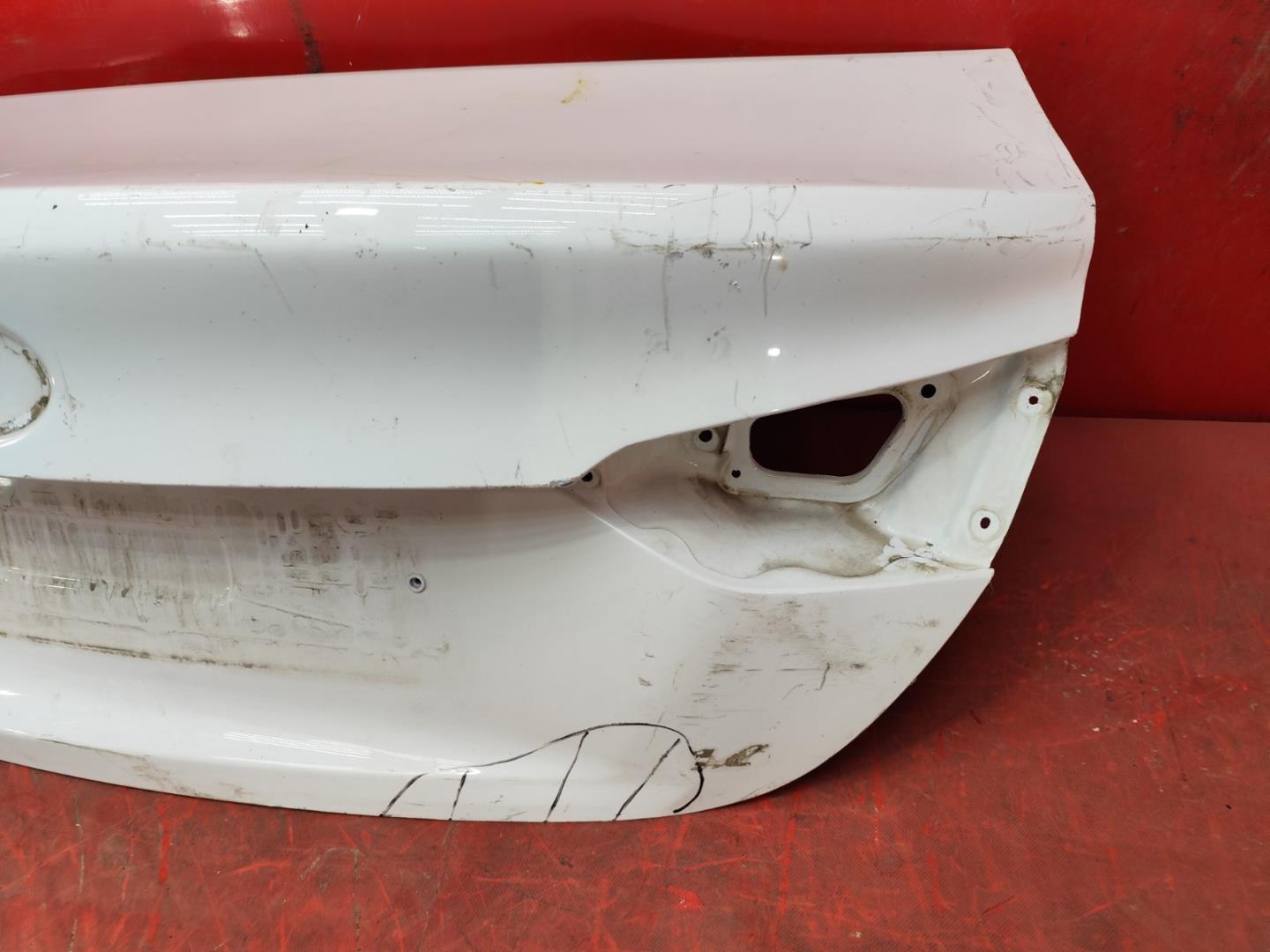 Крышка багажника