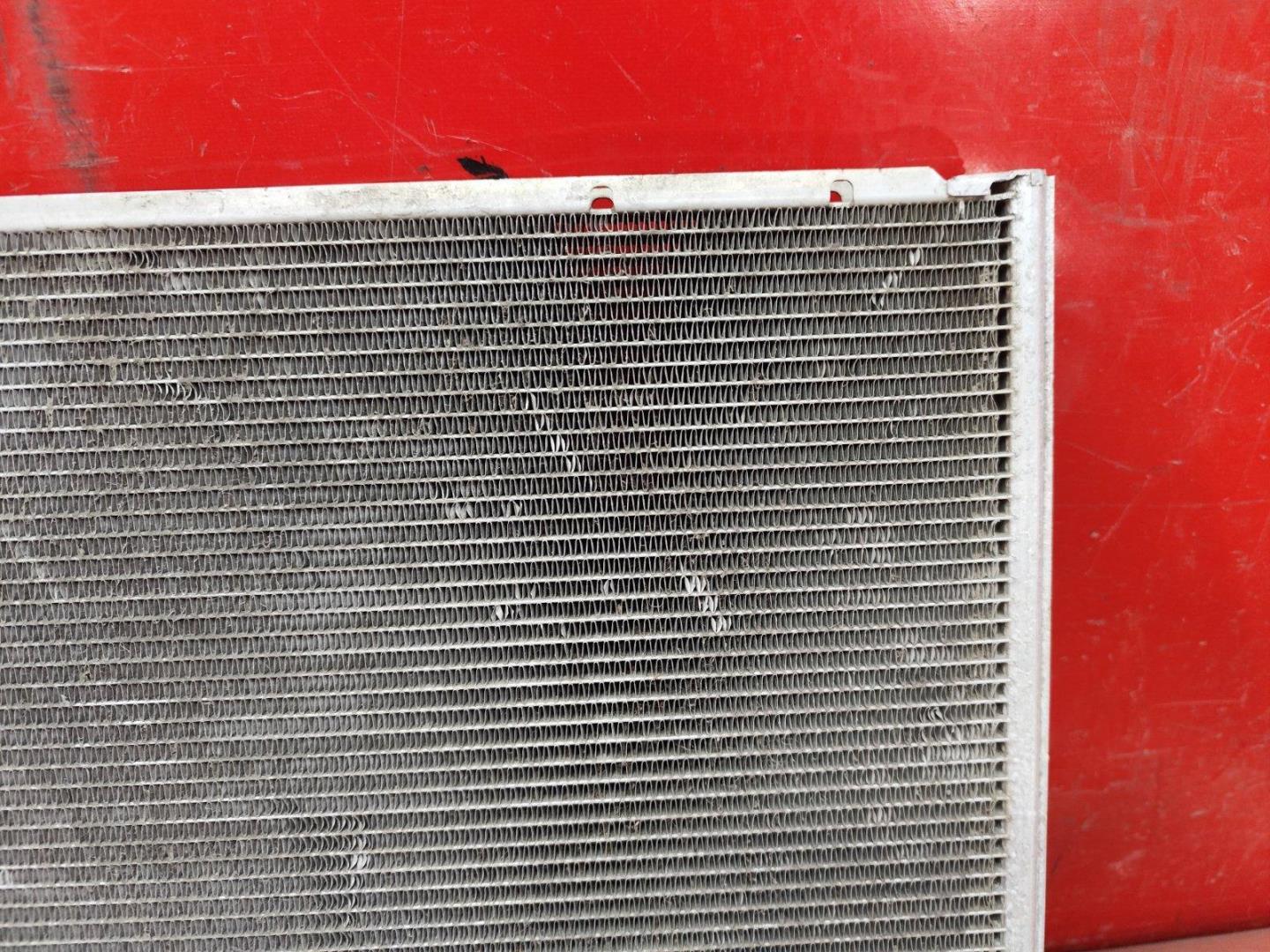 Радиатор кондиционера / конденсер