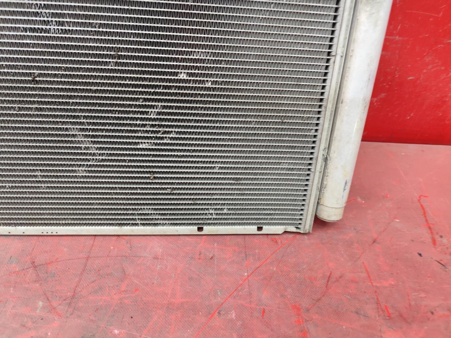 Радиатор кондиционера / конденсер