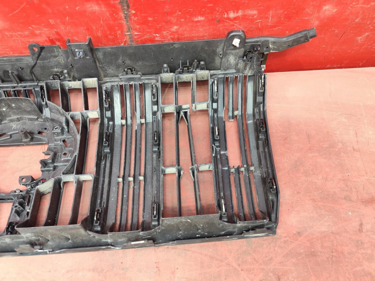 Решетка радиатора