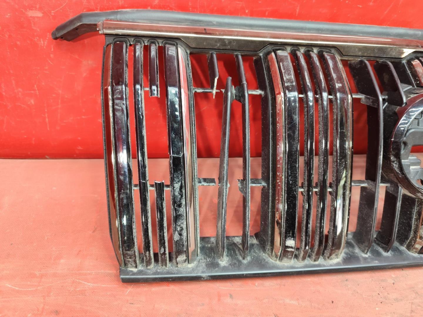 Решетка радиатора