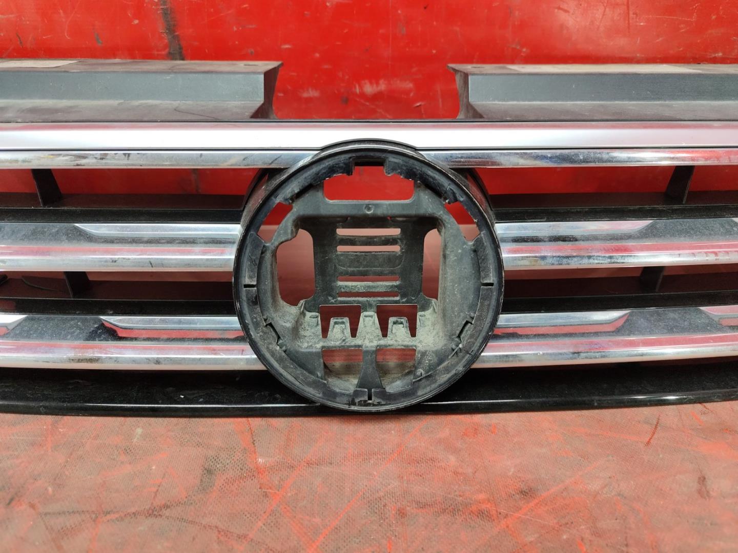 Решетка радиатора