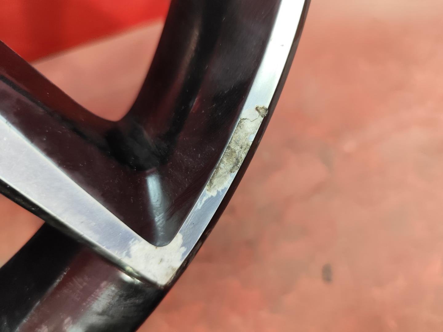 Диск колесный литой легкий сплав