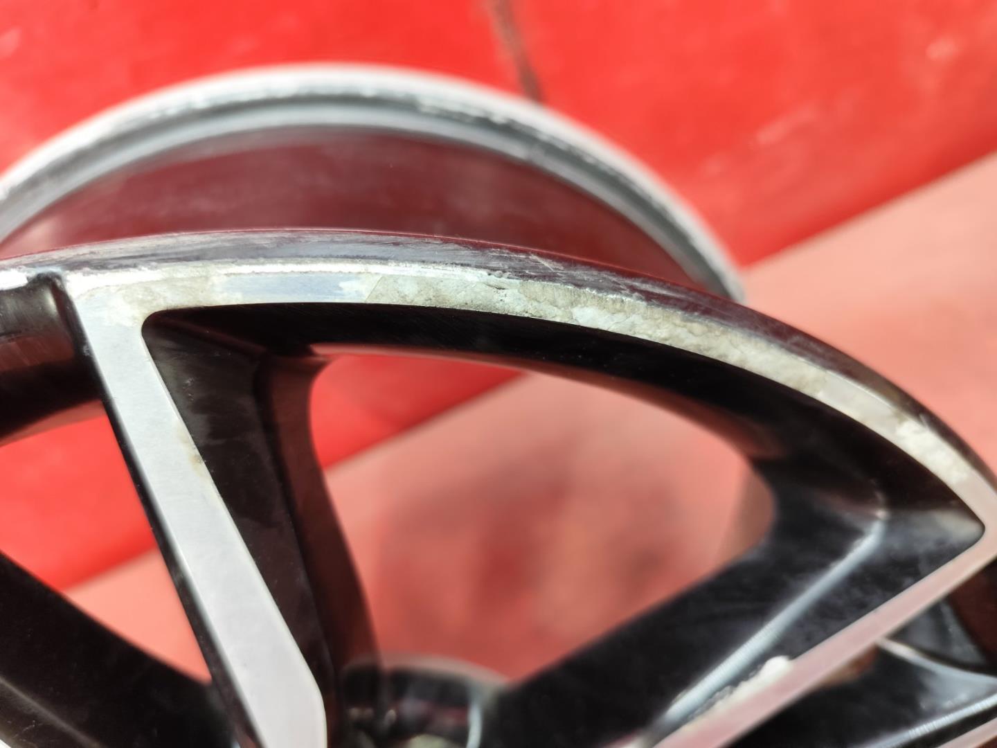 Диск колесный литой легкий сплав