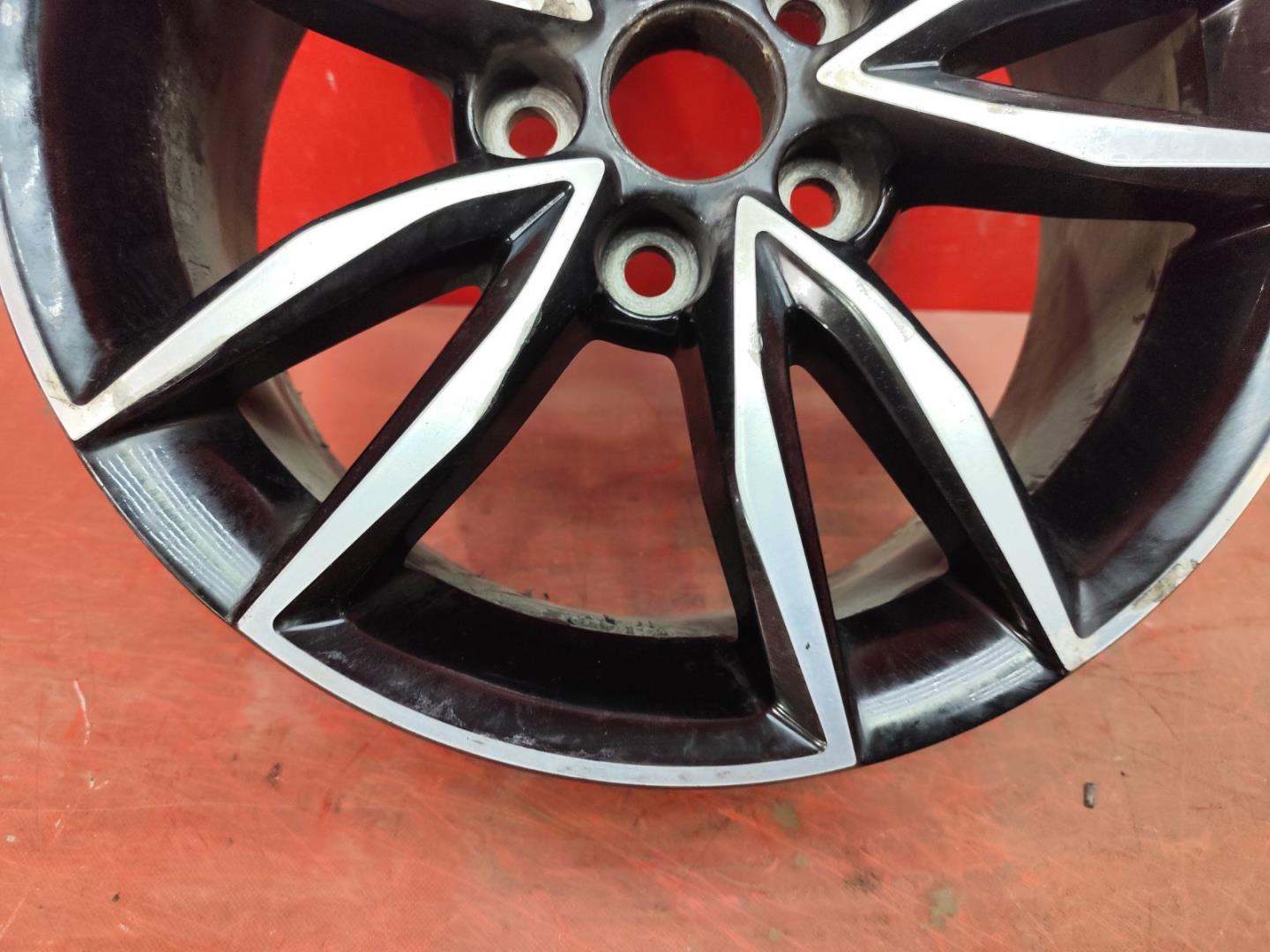 Диск колесный литой легкий сплав