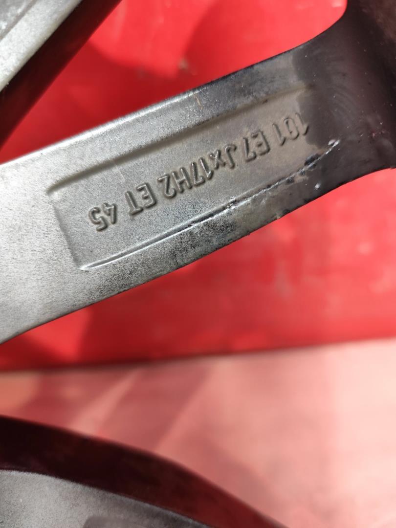 Диск колесный литой легкий сплав