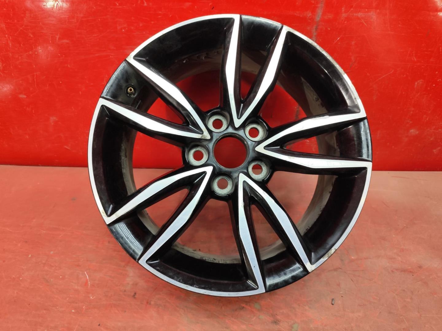 Диск колесный литой легкий сплав