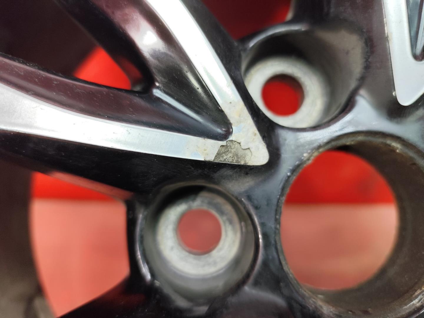 Диск колесный литой легкий сплав