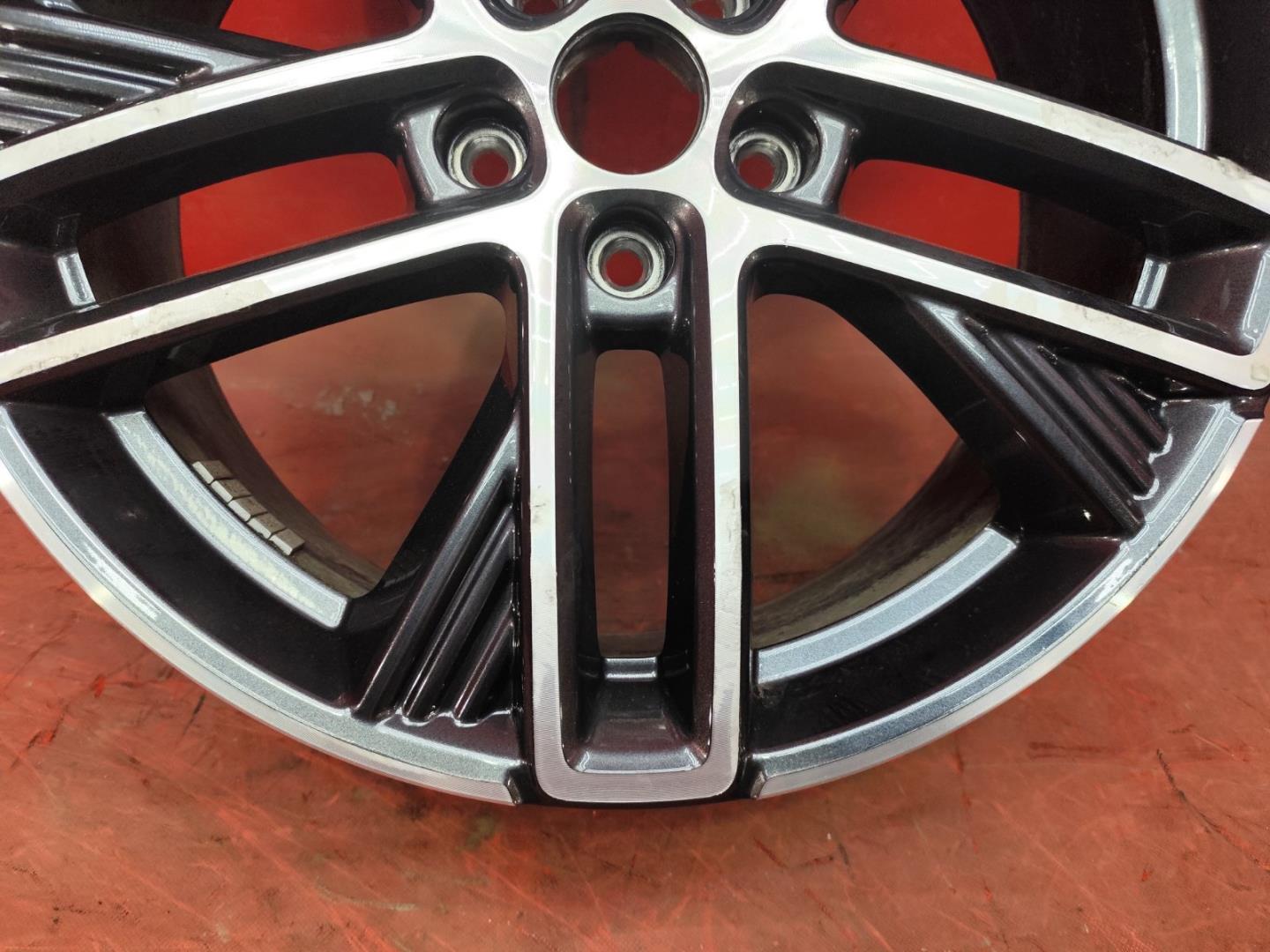 Диск колесный литой легкий сплав