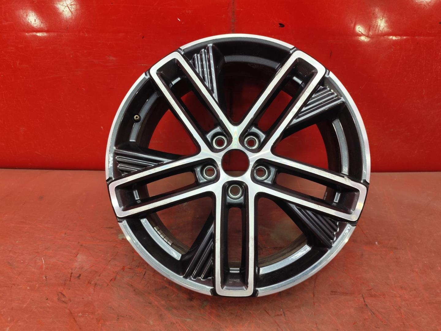 Диск колесный литой легкий сплав