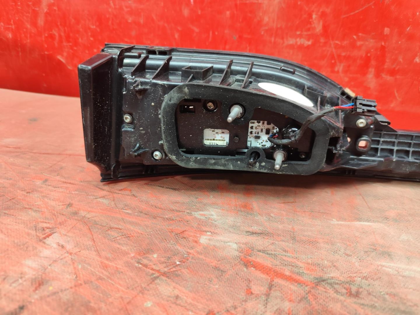 Фонарь задний