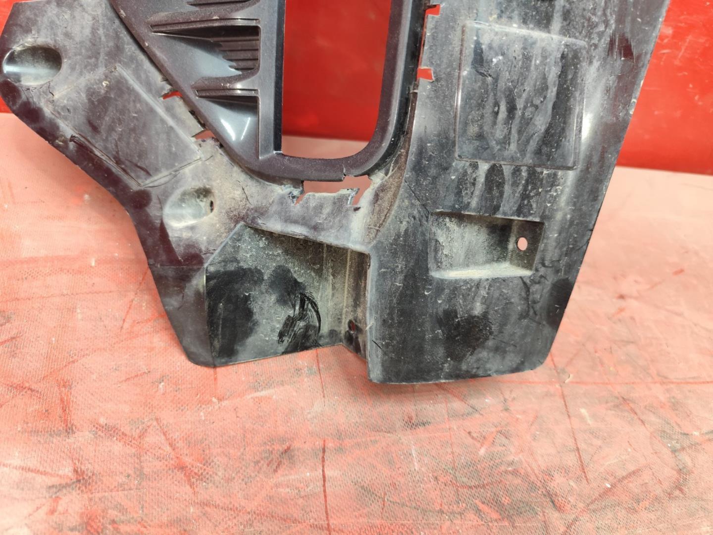 Накладка (кузов наружные)