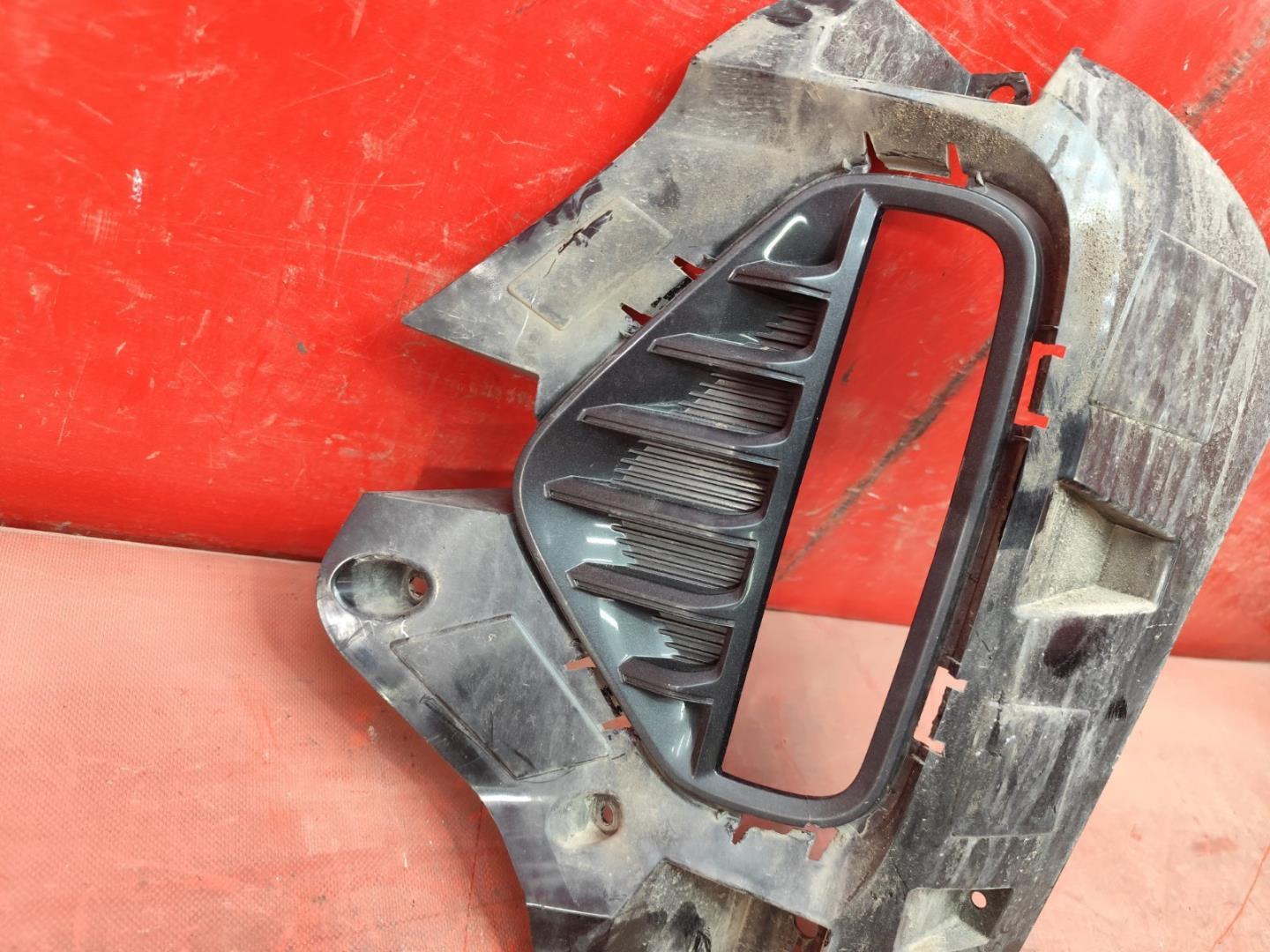 Накладка (кузов наружные)