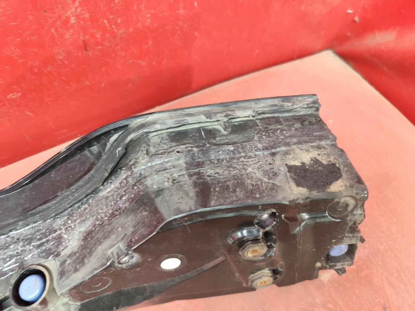 Фонарь задний