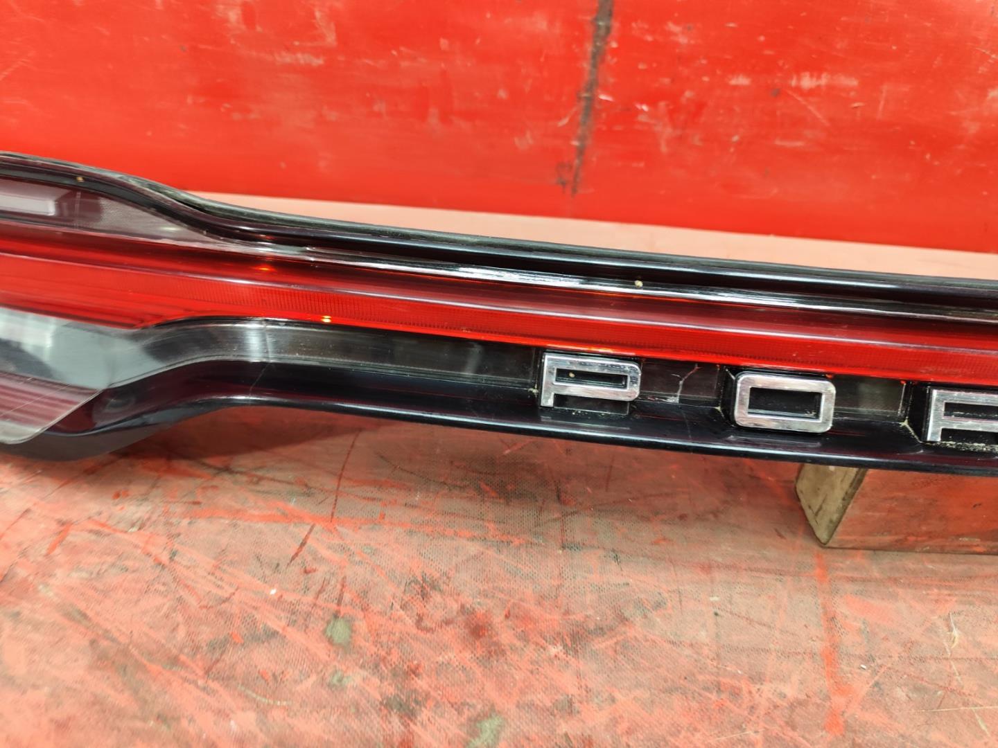 Фонарь задний