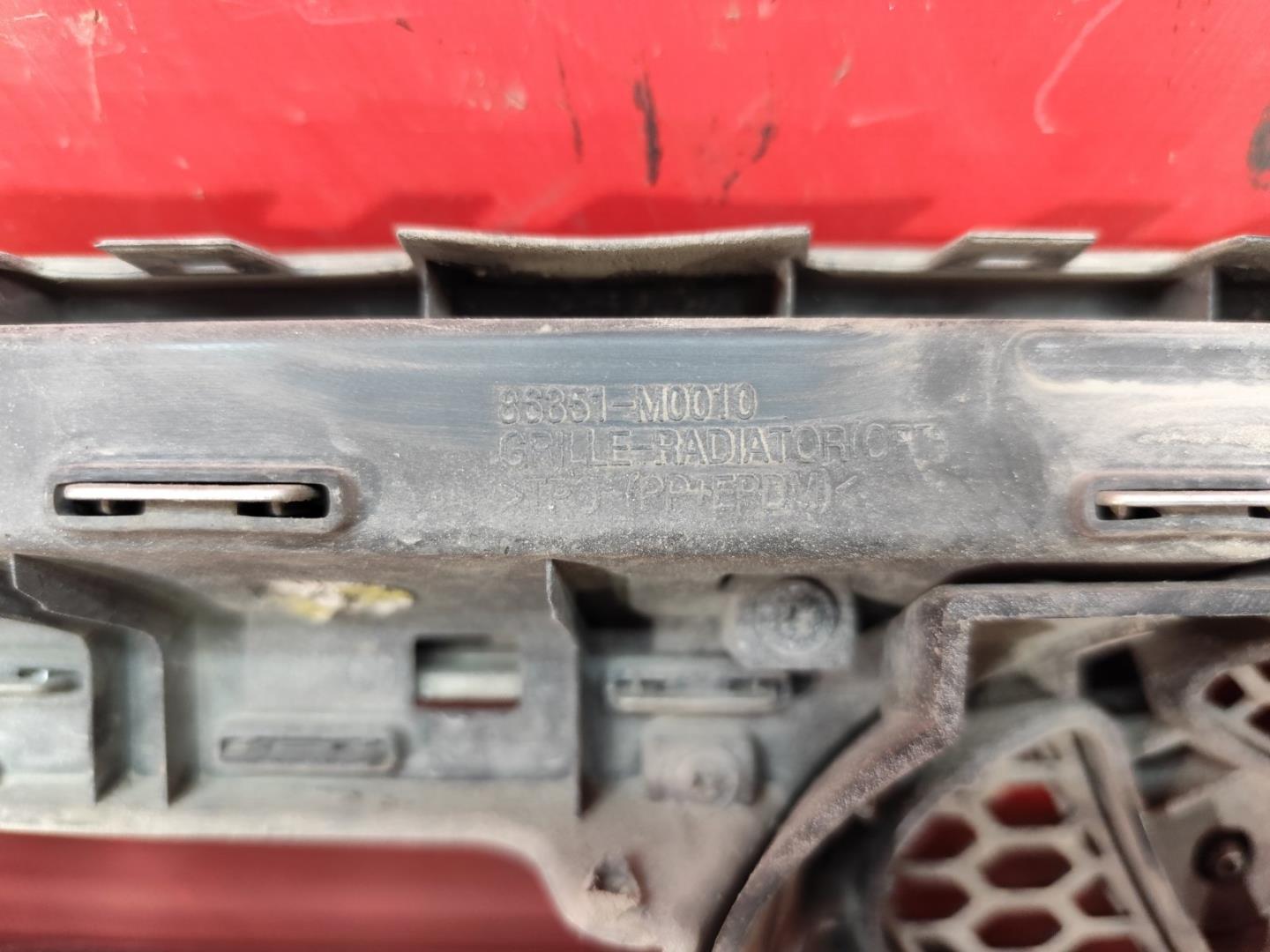 Решетка радиатора