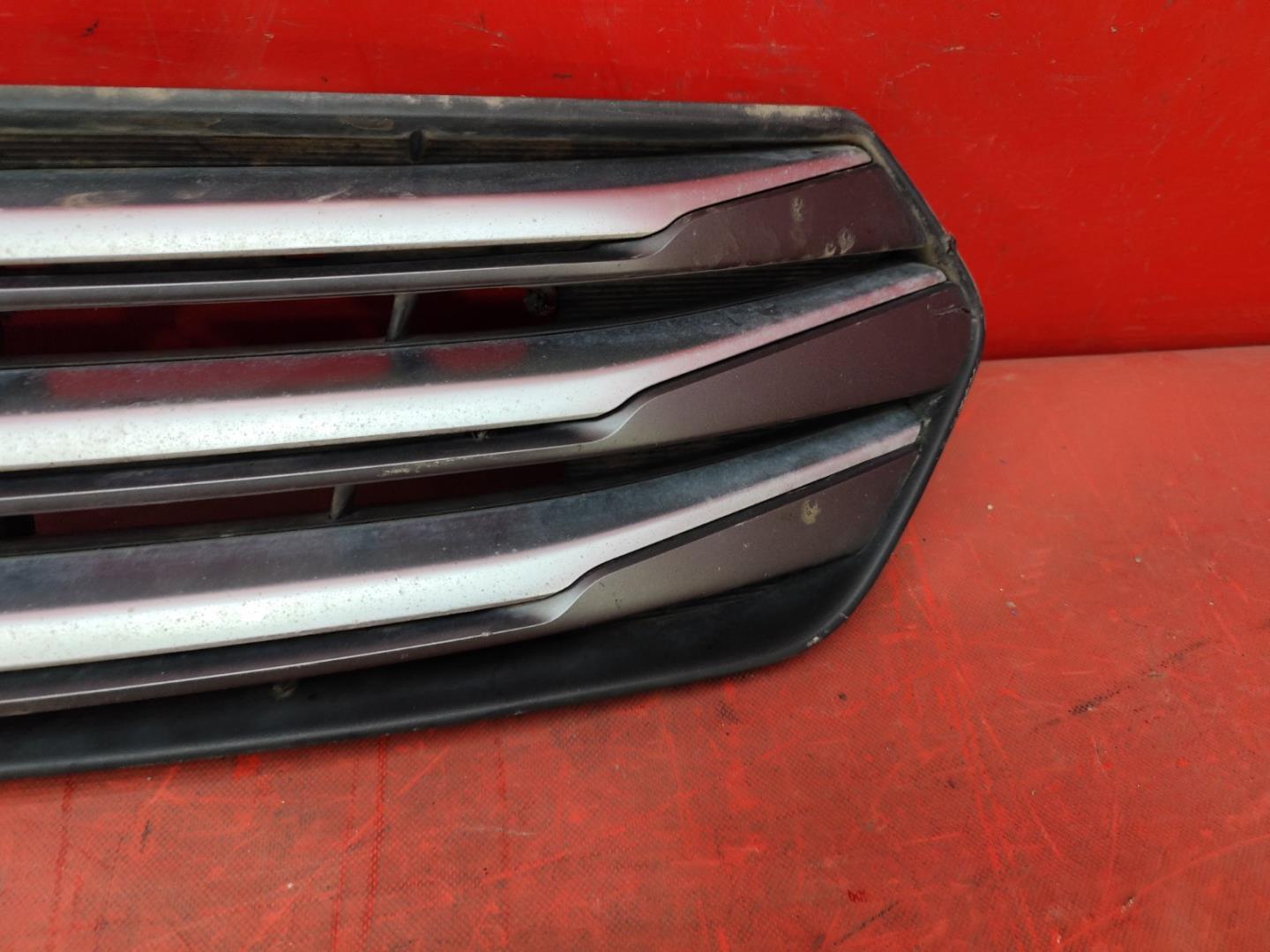 Решетка радиатора