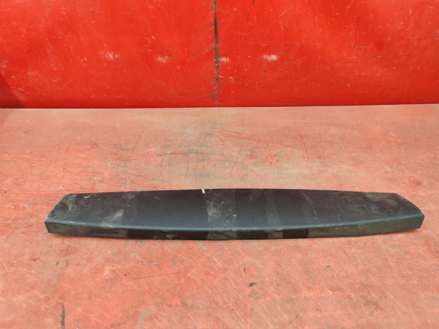 Обшивка багажника