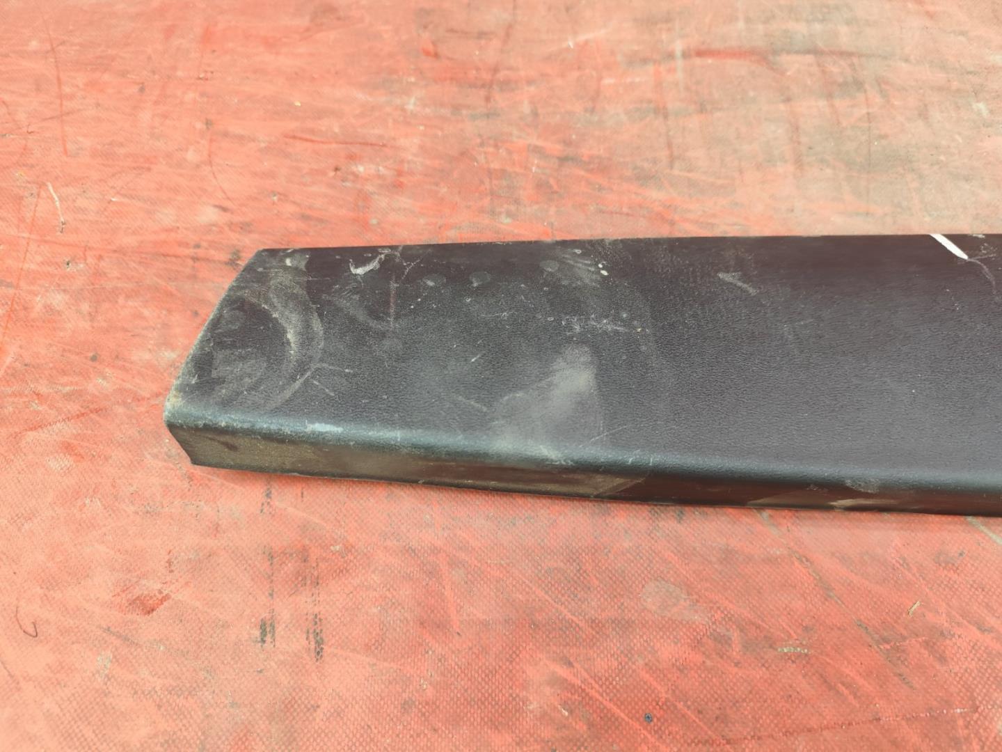 Обшивка багажника