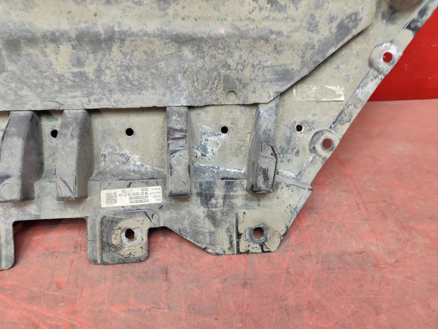 Пыльник переднего бампера