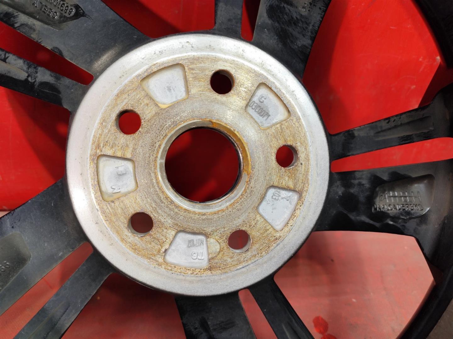 Диск колесный литой легкий сплав