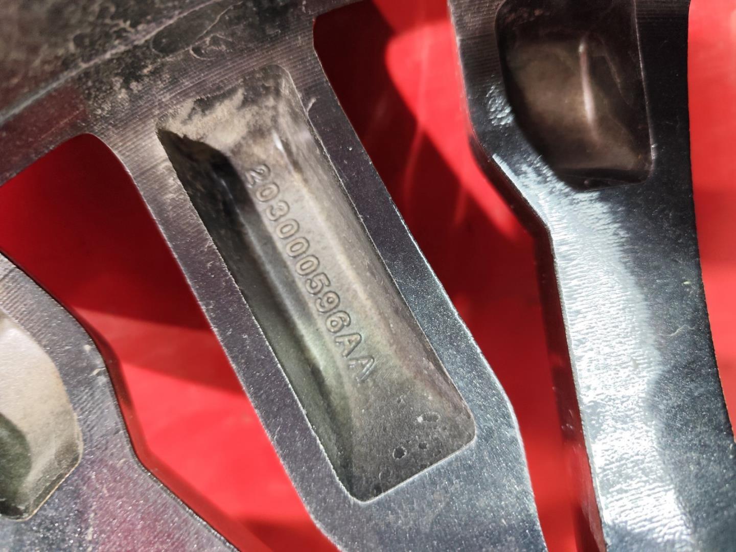 Диск колесный литой легкий сплав