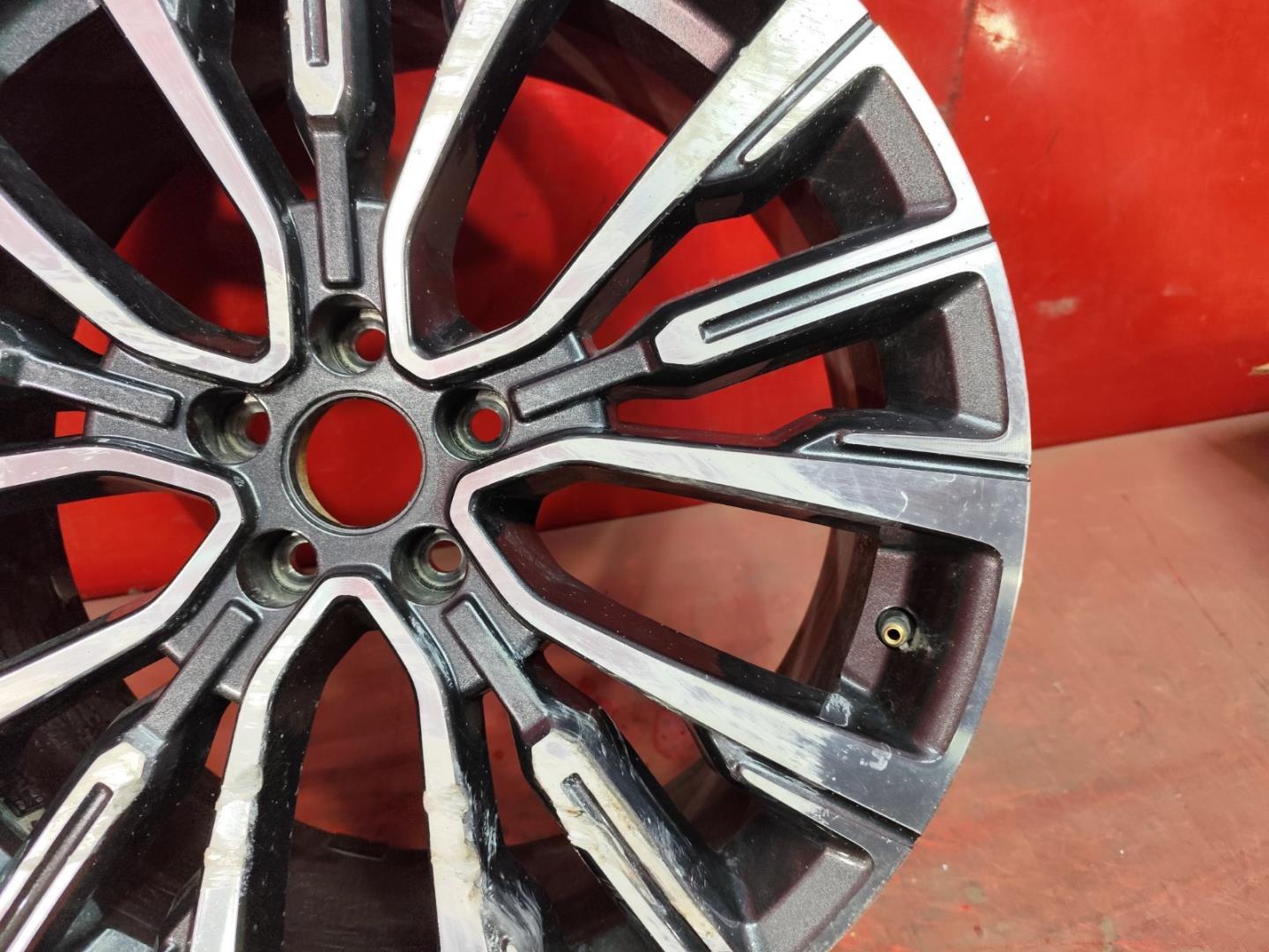 Диск колесный литой легкий сплав