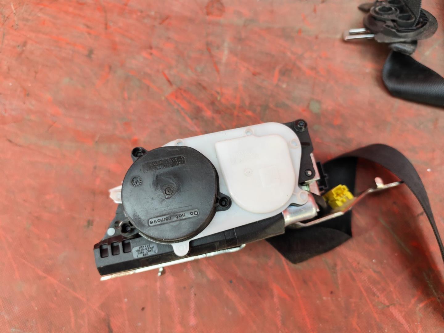 Ремень безопасности