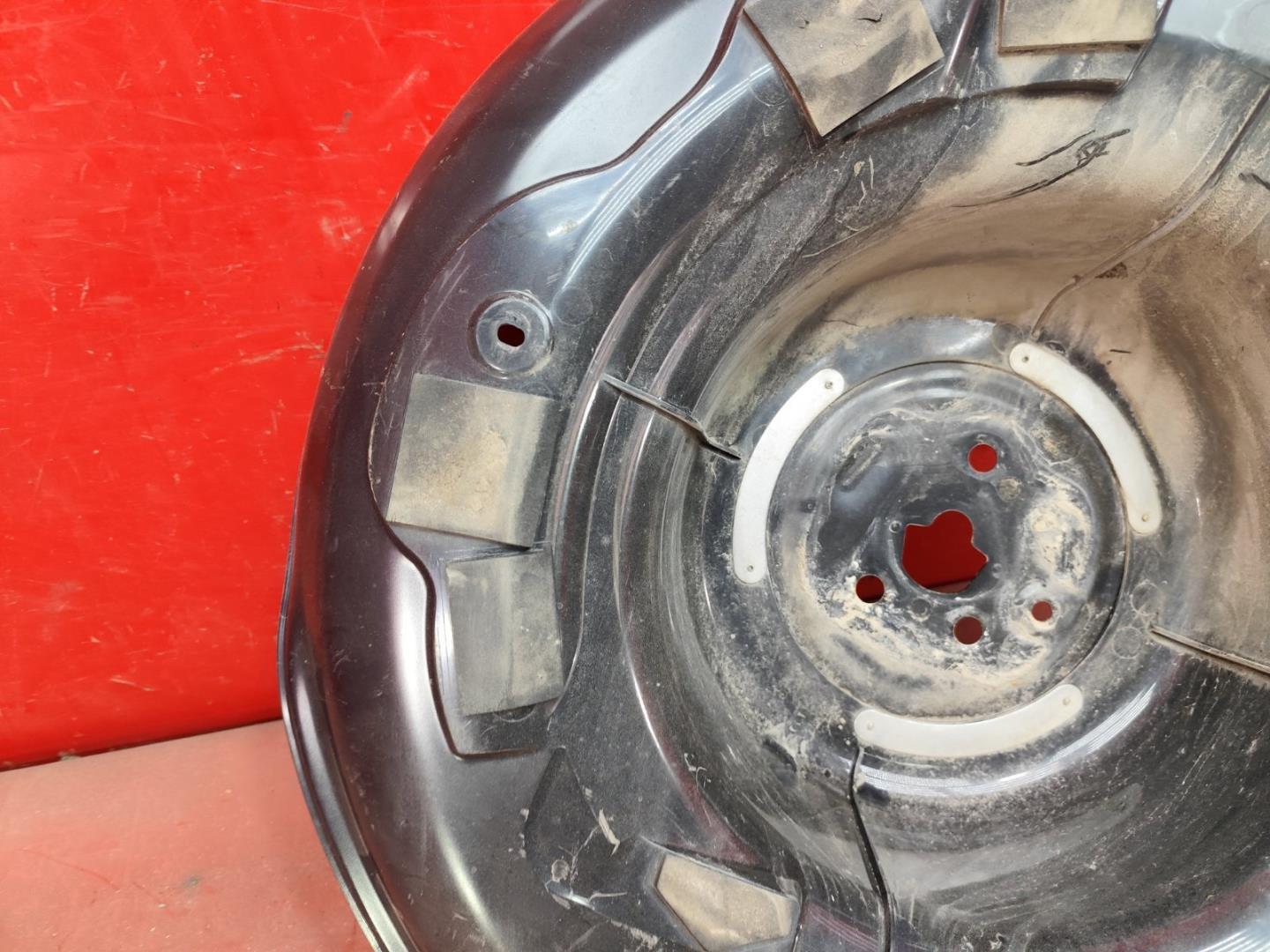 Чехол запасного колеса