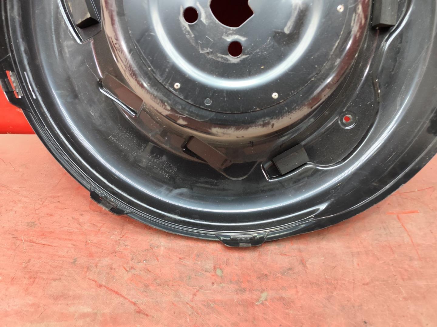 Чехол запасного колеса