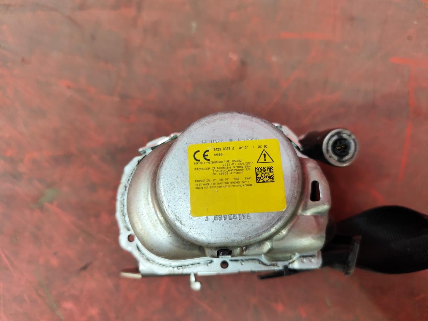 Ремень безопасности