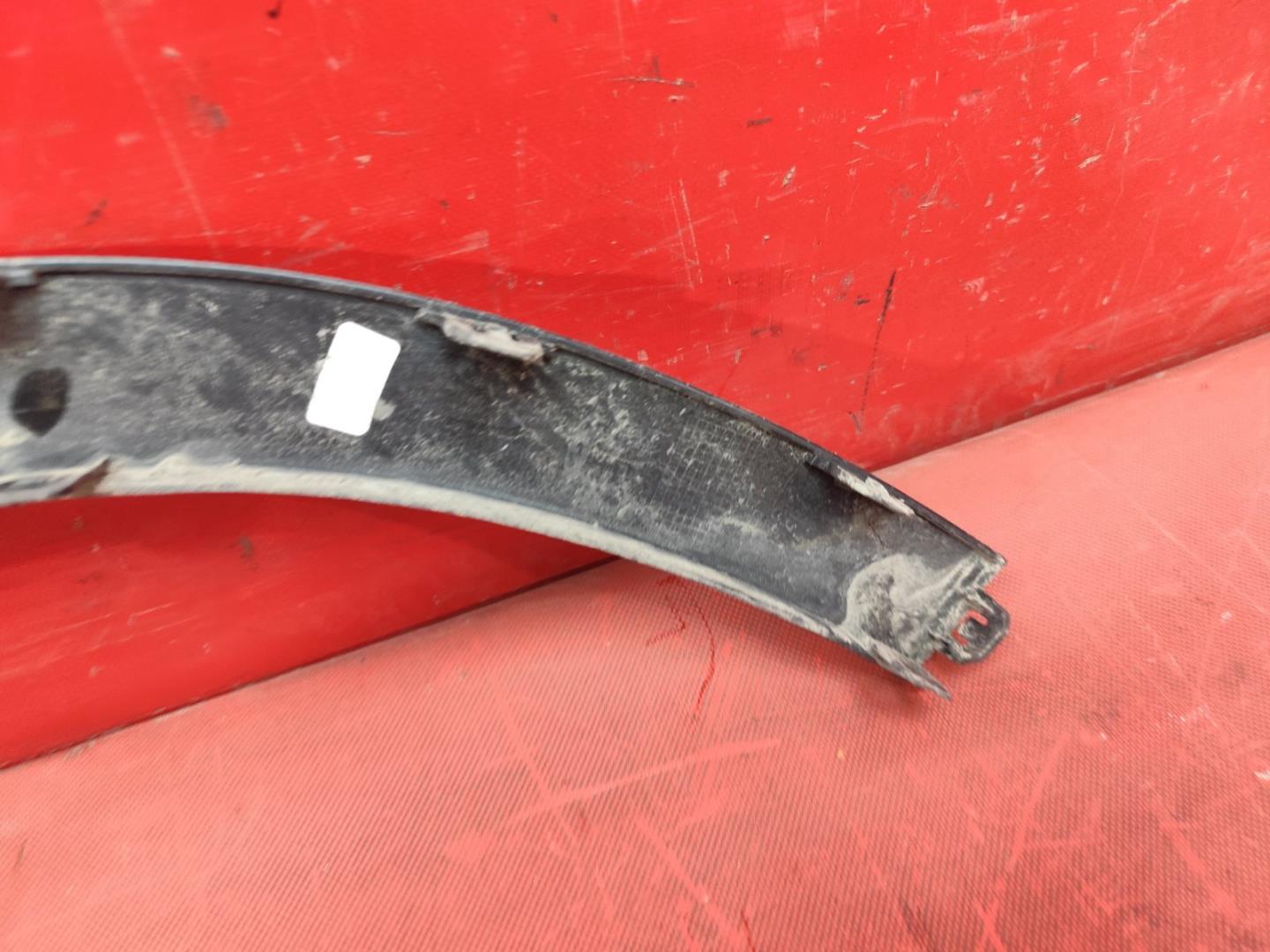 Накладка на крыло