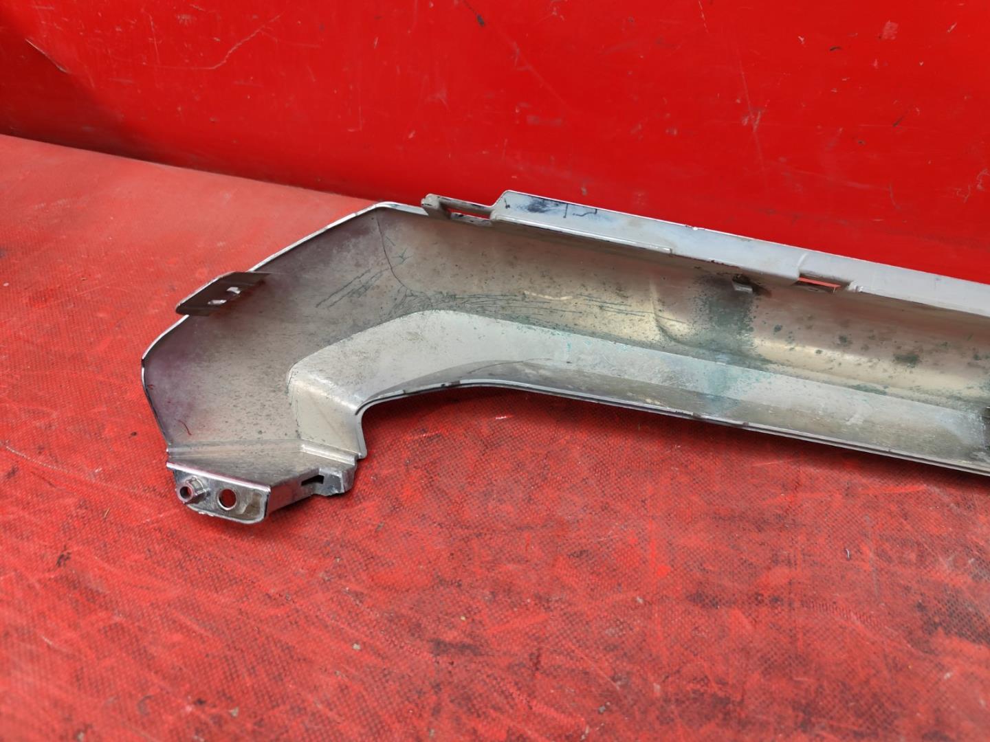 Накладка на решетку радиатора