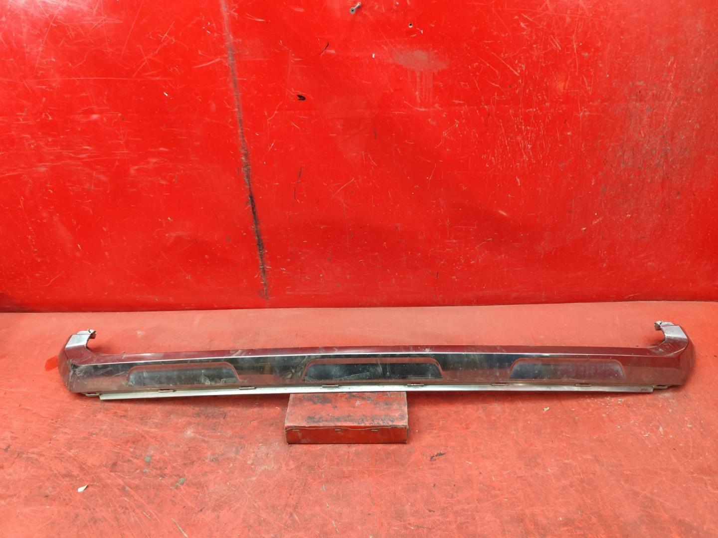 Накладка на решетку радиатора