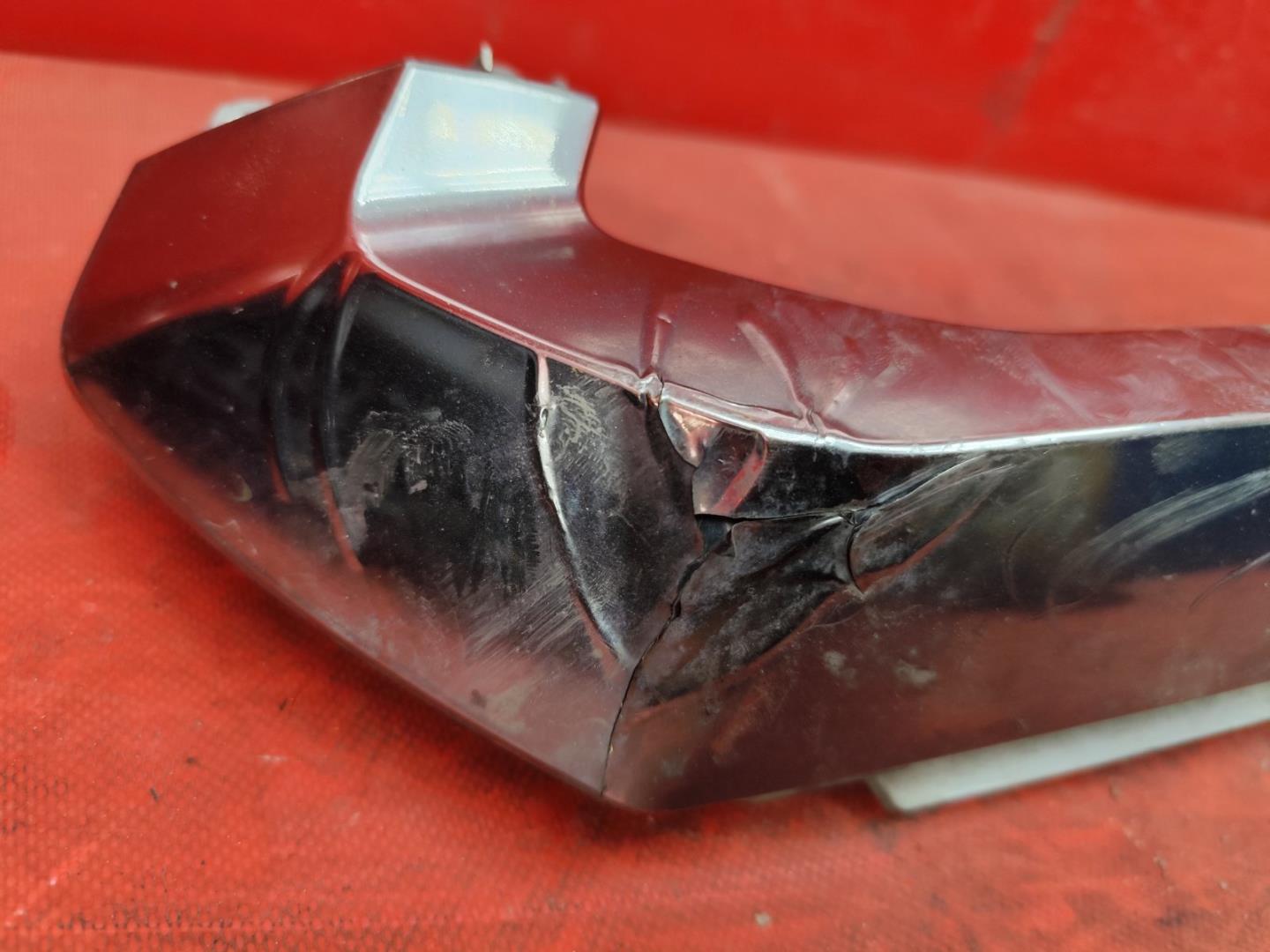 Накладка на решетку радиатора