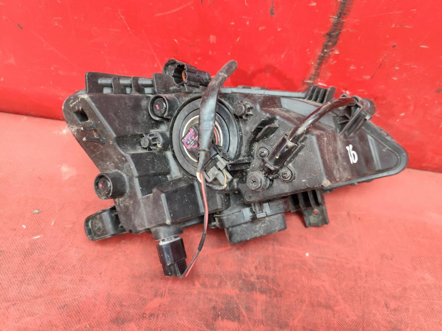 Фара дневного света (ходовые огни)