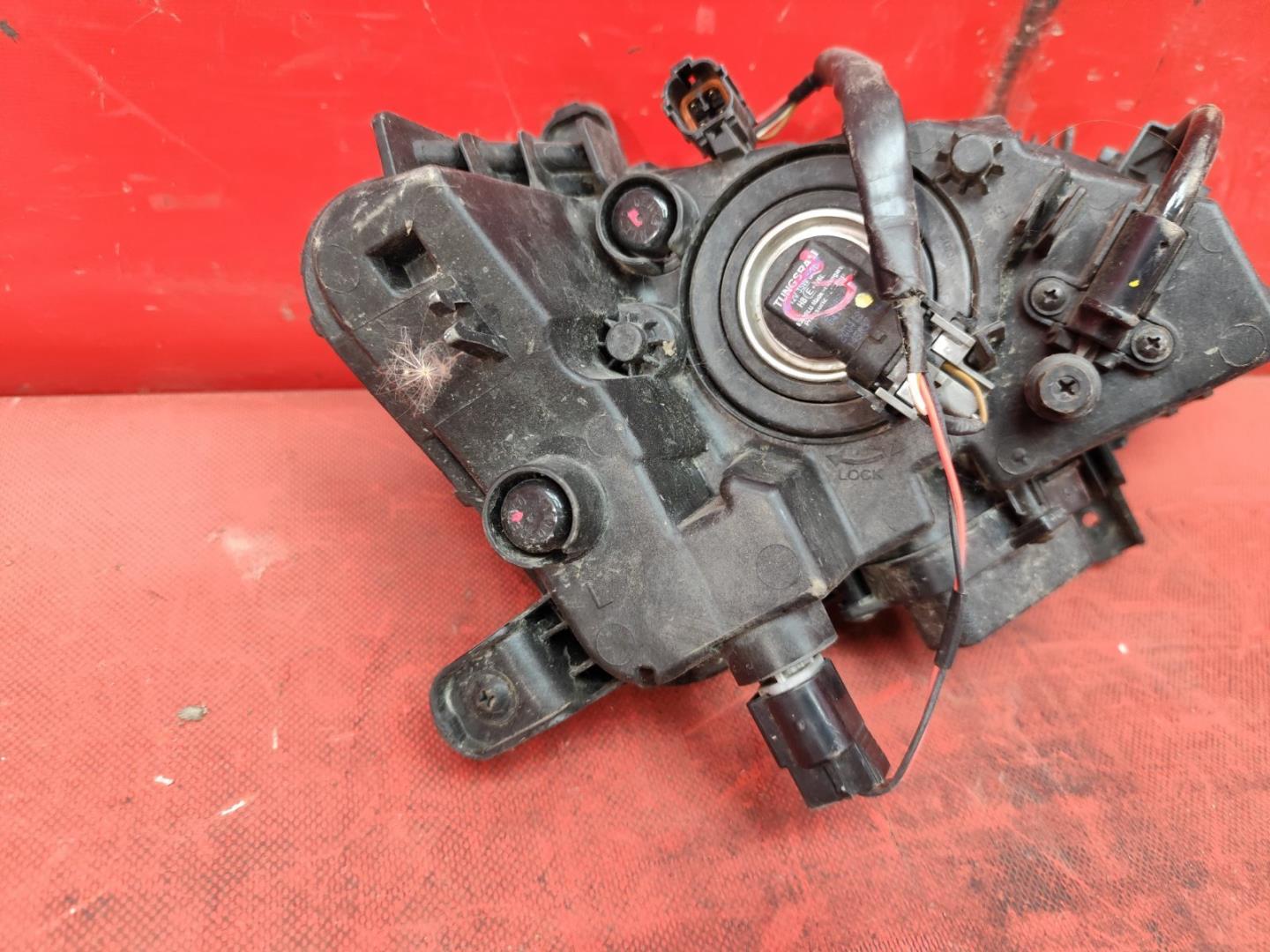 Фара дневного света (ходовые огни)