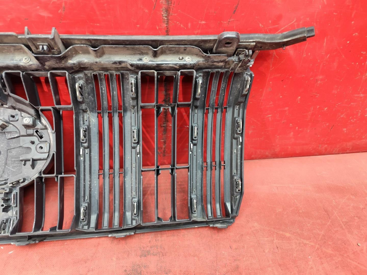 Решетка радиатора