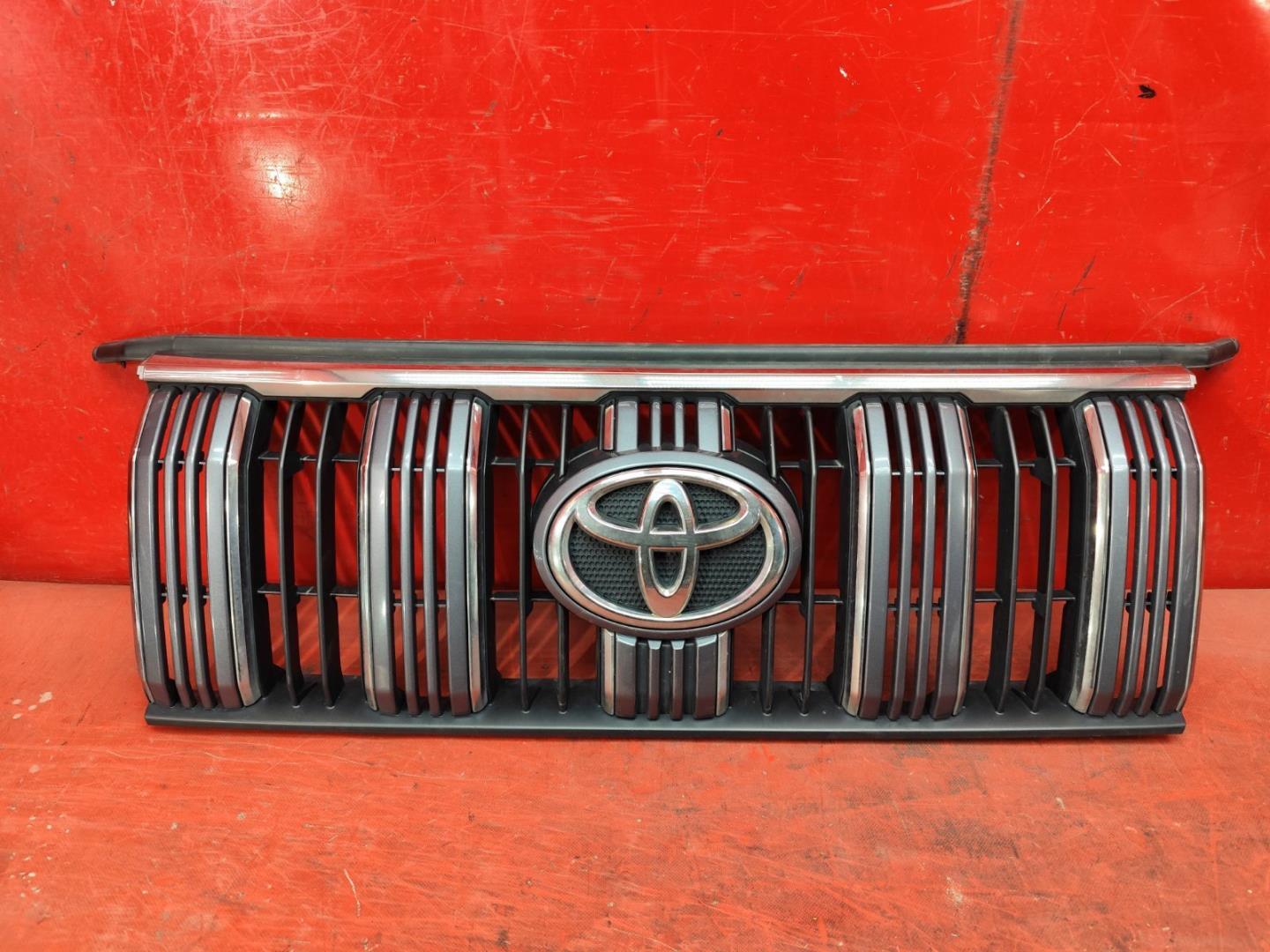 Решетка радиатора