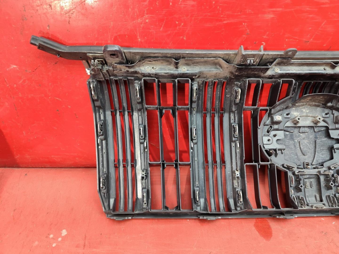 Решетка радиатора